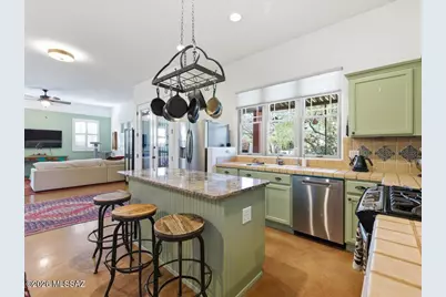 10394 E Seven Generations Way, Tucson, AZ 85747 - Photo 12