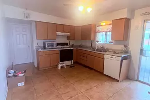 3645 S Yukon Pl, Tucson, AZ 85730 - Photo 2