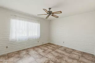 250 E Paseo Chuparosas, Green Valley, AZ 85614 - Photo 32