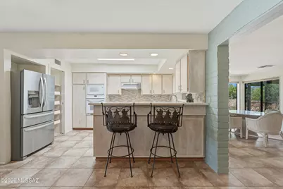 250 E Paseo Chuparosas, Green Valley, AZ 85614 - Photo 12