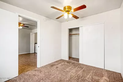 3249 E 25th Street, Tucson, AZ 85713 - Photo 8
