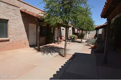 4115 E North Street #2, Tucson, AZ 85712 - Photo 2