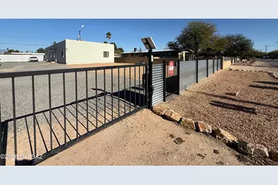 3619 E Felix Boulevard #1, Tucson, AZ 85706 - Photo 14