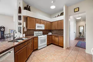 4899 S Tropicana Dr, Green Valley, AZ 85622 - Photo 26