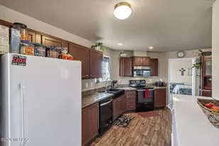 8845 N Ghost Ranch Trail, Marana, AZ 85653 - Photo 10