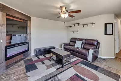 8845 N Ghost Ranch Trail, Marana, AZ 85653 - Photo 4