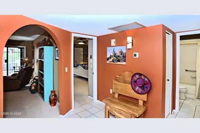 8589 N Candlewood Loop, Tucson, AZ 85704 - Photo 10
