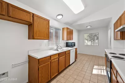 8080 N Tackroom Lane, Tucson, AZ 85741 - Photo 4