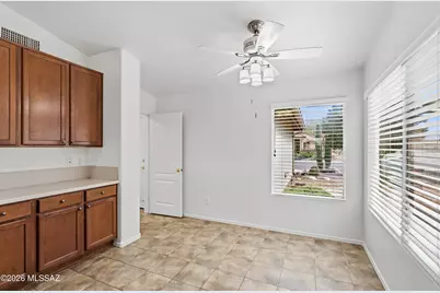 881 N Desert Deer Pass, Green Valley, AZ 85614 - Photo 18