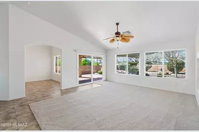 881 N Desert Deer Pass, Green Valley, AZ 85614 - Photo 8