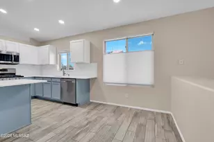 8698 N Joanna Dr, Tucson, AZ 85742 - Photo 10