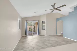 8698 N Joanna Dr, Tucson, AZ 85742 - Photo 14