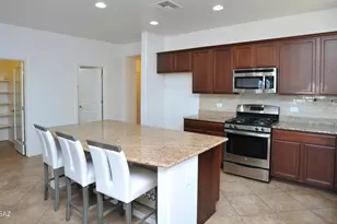 9505 S Quiet Dove Dr, Tucson, AZ 85747 - Photo 10