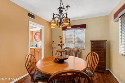 8427 E Foursome Lane, Tucson, AZ 85710 - Photo 10