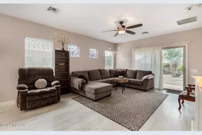 565 W Calle Media Luz, Sahuarita, AZ 85629 - Photo 8