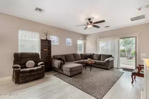 565 W Calle Media Luz, Sahuarita, AZ 85629 - Photo 8