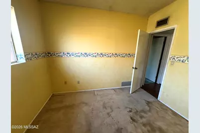 8430 E Albion Place, Tucson, AZ 85715 - Photo 8