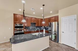 11556 N Adobe Village Pl, Marana, AZ 85658 - Photo 10