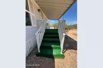 12251 W Cameo Mary Lane, Tucson, AZ 85743 - Photo 4