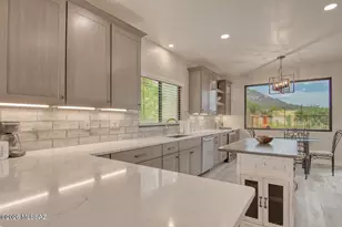 1184 E Camino Diestro, Oro Valley, AZ 85704 - Photo 16