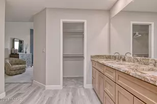 1184 E Camino Diestro, Oro Valley, AZ 85704 - Photo 38