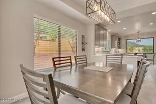 1184 E Camino Diestro, Oro Valley, AZ 85704 - Photo 14