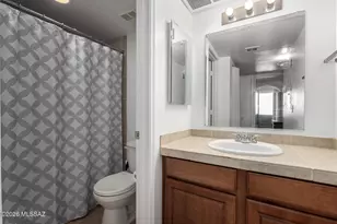 1810 E Blacklidge Dr, Tucson, AZ 85719 - Photo 16