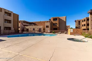 1810 E Blacklidge Dr, Tucson, AZ 85719 - Photo 22