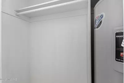 1810 E Blacklidge Drive, Tucson, AZ 85719 - Photo 18