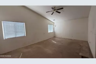 8170 E Sundew Drive, Tucson, AZ 85710 - Photo 12