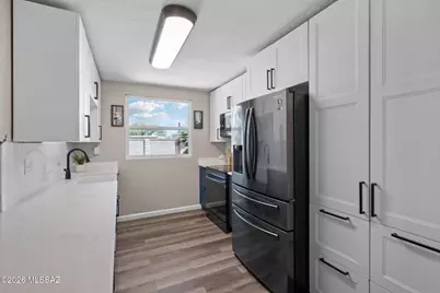 450 N Bedford Drive, Tucson, AZ 85710 - Photo 8