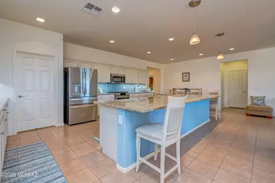 38676 S Running Roses Lane, Tucson, AZ 85739 - Photo 10