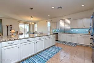 38676 S Running Roses Ln, Tucson, AZ 85739 - Photo 14