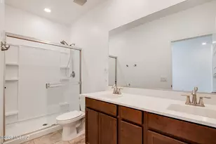 7845 S Sugarbend Dr, Tucson, AZ 85757 - Photo 32