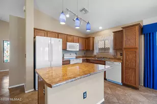 1061 W Placita Vargas, Green Valley, AZ 85614 - Photo 4
