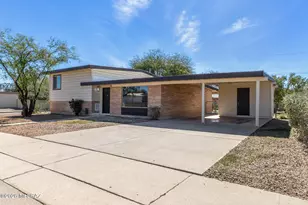 7932 E 2nd St, Tucson, AZ 85710 - Photo 4