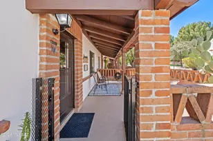 187 S Paseo Tierra, Green Valley, AZ 85614 - Photo 4