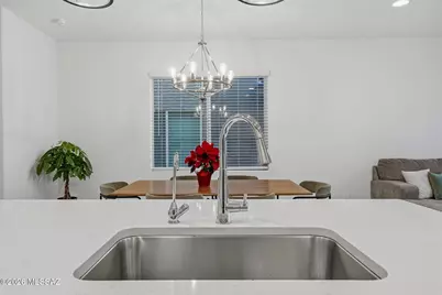 7867 S Walnutview Drive, Tucson, AZ 85757 - Photo 14