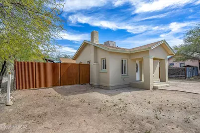 948 N Perry Avenue, Tucson, AZ 85705 - Photo 2