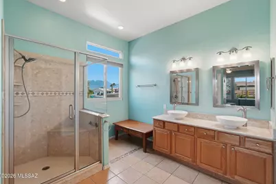 302 W Continental Vista Place, Green Valley, AZ 85614 - Photo 18