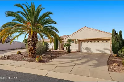 302 W Continental Vista Place, Green Valley, AZ 85614 - Photo 1