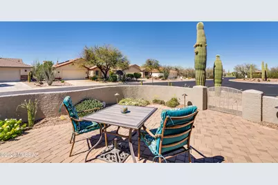 976 N Night Heron Drive, Green Valley, AZ 85614 - Photo 6