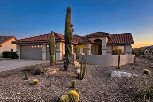 976 N Night Heron Dr, Green Valley, AZ 85614 - Photo 1