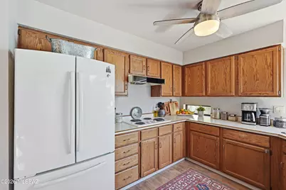 200 E Suntree Street, Tucson, AZ 85737 - Photo 8