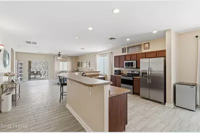 527 S Sweet Ridge Drive, Vail, AZ 85641 - Photo 6