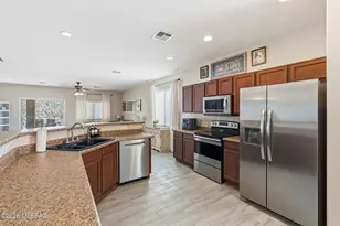 527 S Sweet Ridge Dr, Vail, AZ 85641 - Photo 4