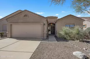 8584 S Magellan Dr, Tucson, AZ 85756 - Photo 2