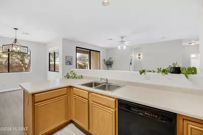 8584 S Magellan Drive, Tucson, AZ 85756 - Photo 12