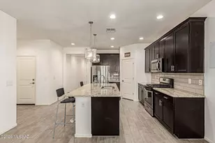 10696 W Chestnut St, Marana, AZ 85653 - Photo 6