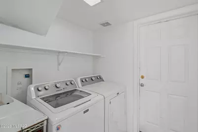 7976 E Alandale Place, Tucson, AZ 85715 - Photo 10